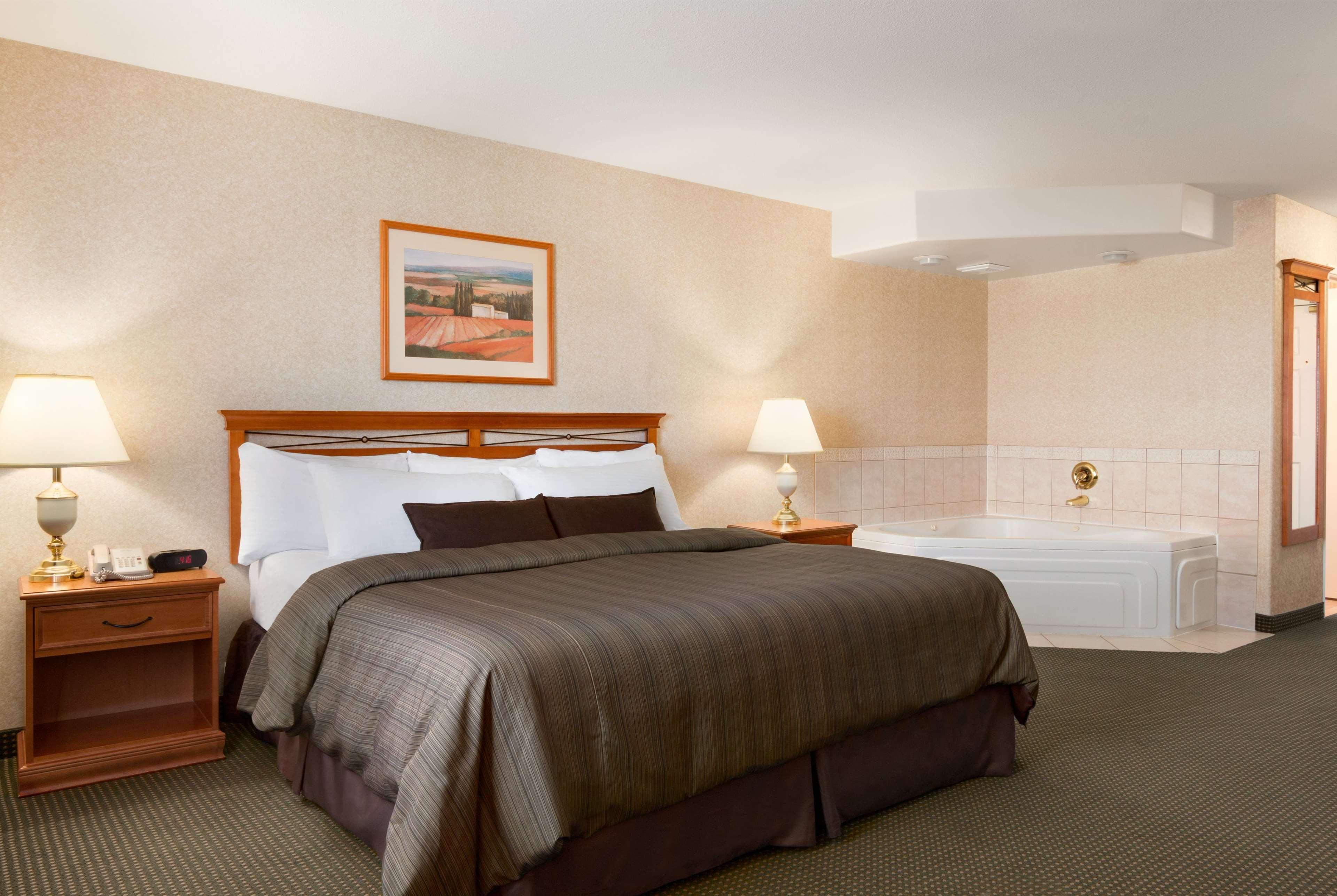 Days Inn By Wyndham Saskatoon Exteriér fotografie